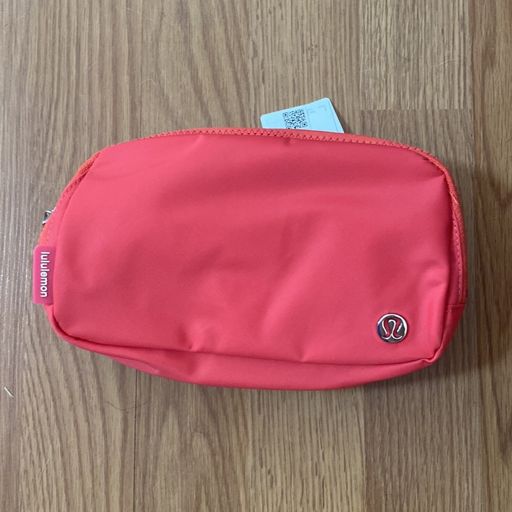 ❤️ Lululemon Pale Raspberry Extended Strap Everywhere Belt Bag NWT